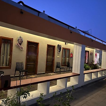 The French Villa Elite Pondicherry Exterior photo