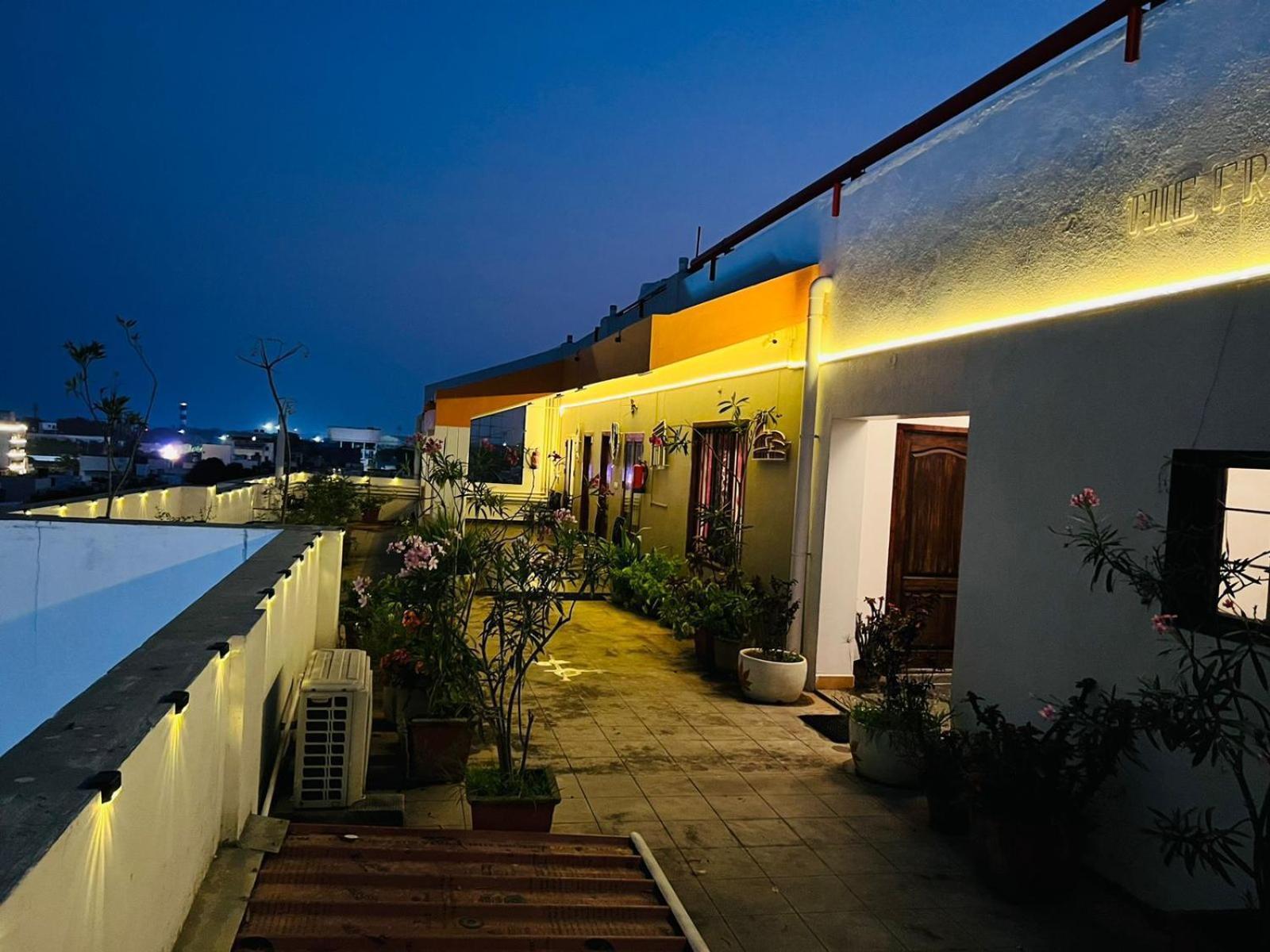 The French Villa Elite Pondicherry Exterior photo
