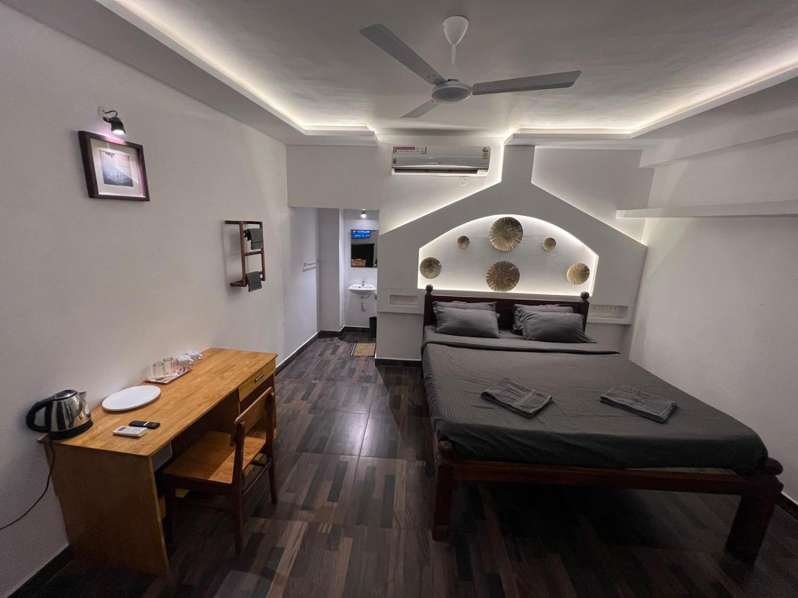 The French Villa Elite Pondicherry Exterior photo